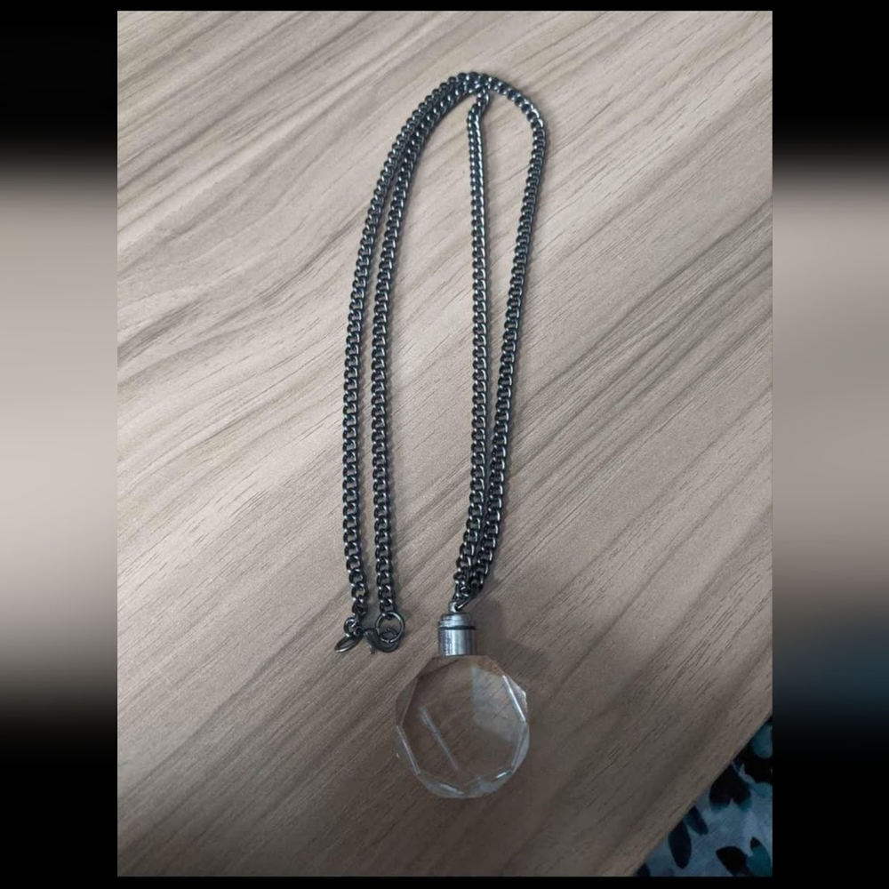 Akibento "Spirit Reaper" Soul Eater Light Up Necklace - Picture 5 of 5
